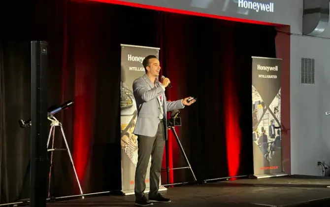 Hai Robotics and Honeywell Tackle Top Warehousing Challenges and Solutions at Annual Meeting